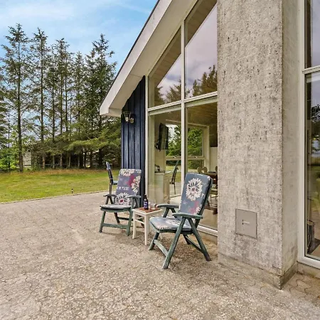 Odger - 150m To The Fjord By Interhome Feriehus